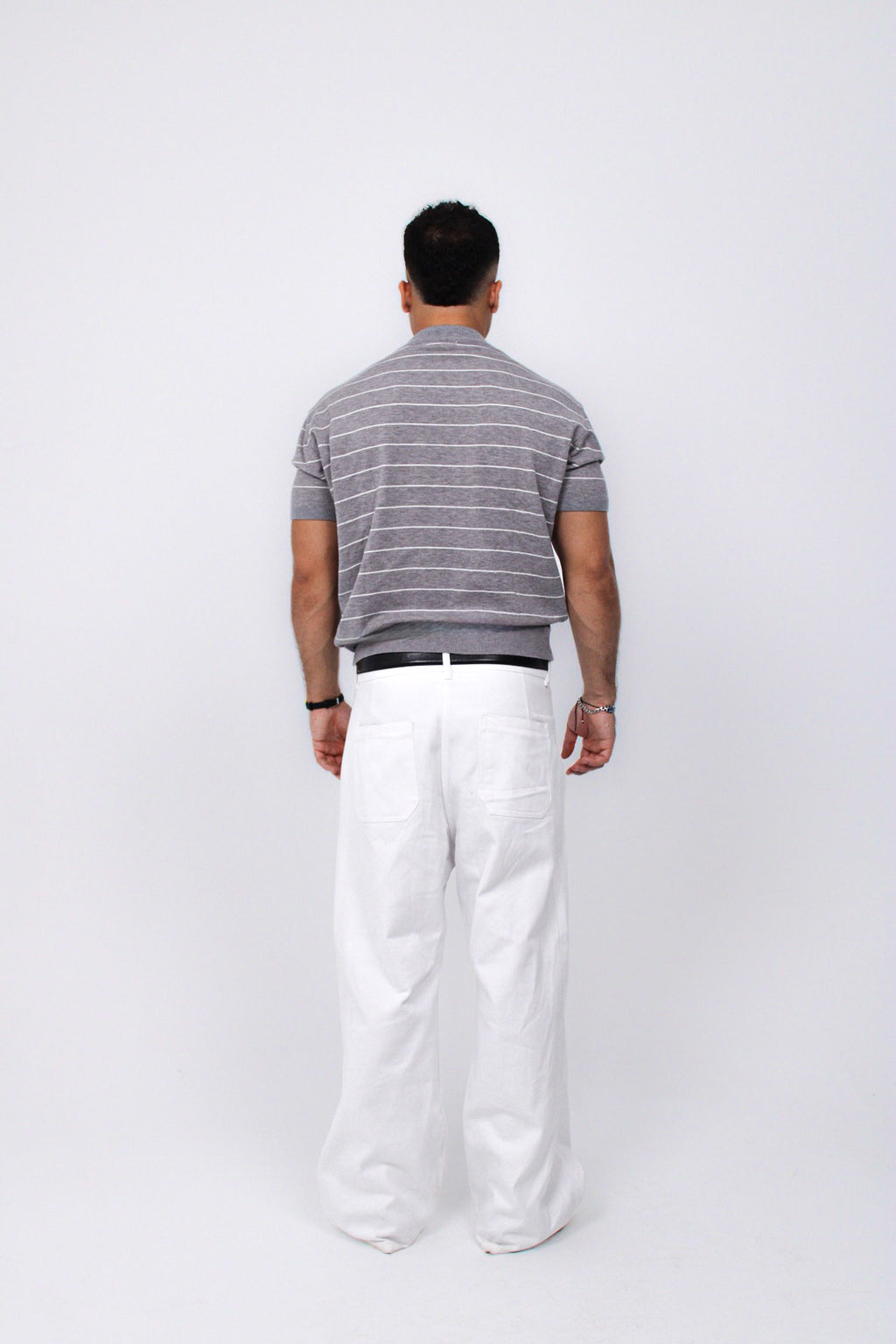 Gray stripped tee
