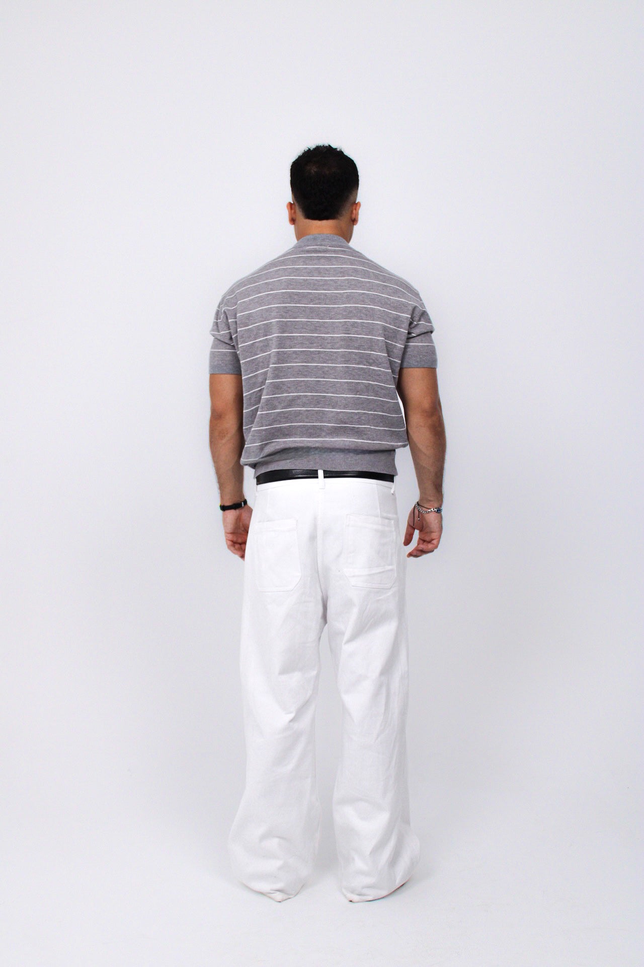 Gray stripped tee